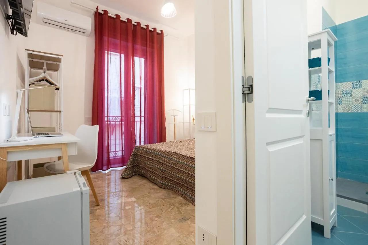 Il Gabbiano A Ballaro Palermo Italy